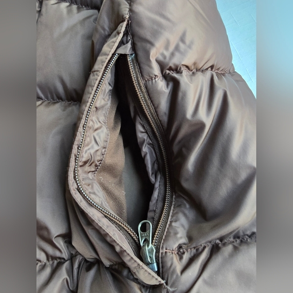 The North Face Chocolate Brown Quilted Jacket 600 Fill After Ski Party Wear Warm - Picture 11 of 13